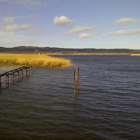 Boddenkiek Mit Wasserblick In Seedorf *